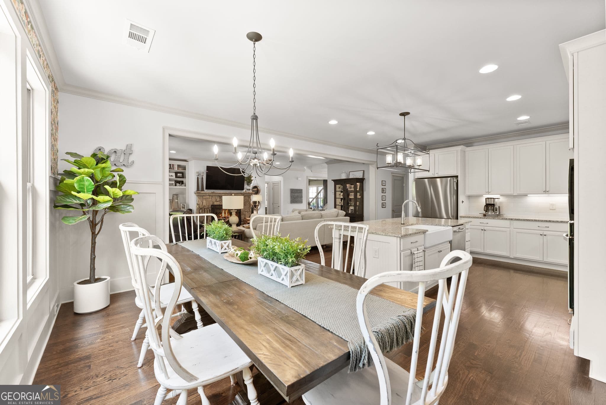6 bedroom, 5 bathroom, 5,800 sq ft single family residence for sale at 1247 Sterling Lake Drive, Jefferson, GA 30549 — photo 8