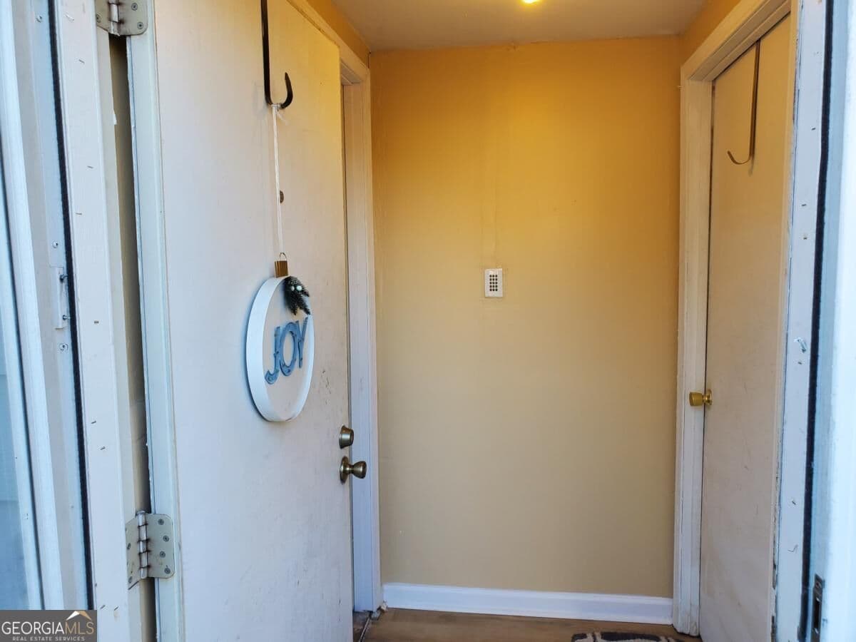 2 bedroom, 1 bathroom, 1,986 sq ft apartment for rent at 2549 Dogwood Hills Court, Austell, GA 30106 for $1,400 a month — photo 1 of 15