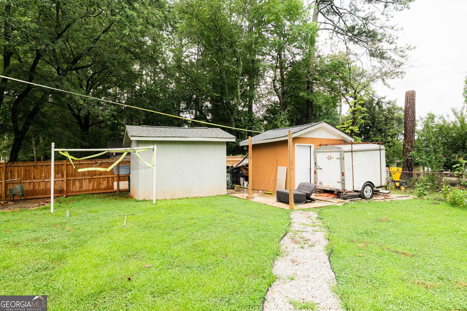 3 bedroom, 1 bathroom, 1,649 sq ft single family residence for sale at 363 Harmony Grove Road, Lilburn, GA 30047 — photo 6