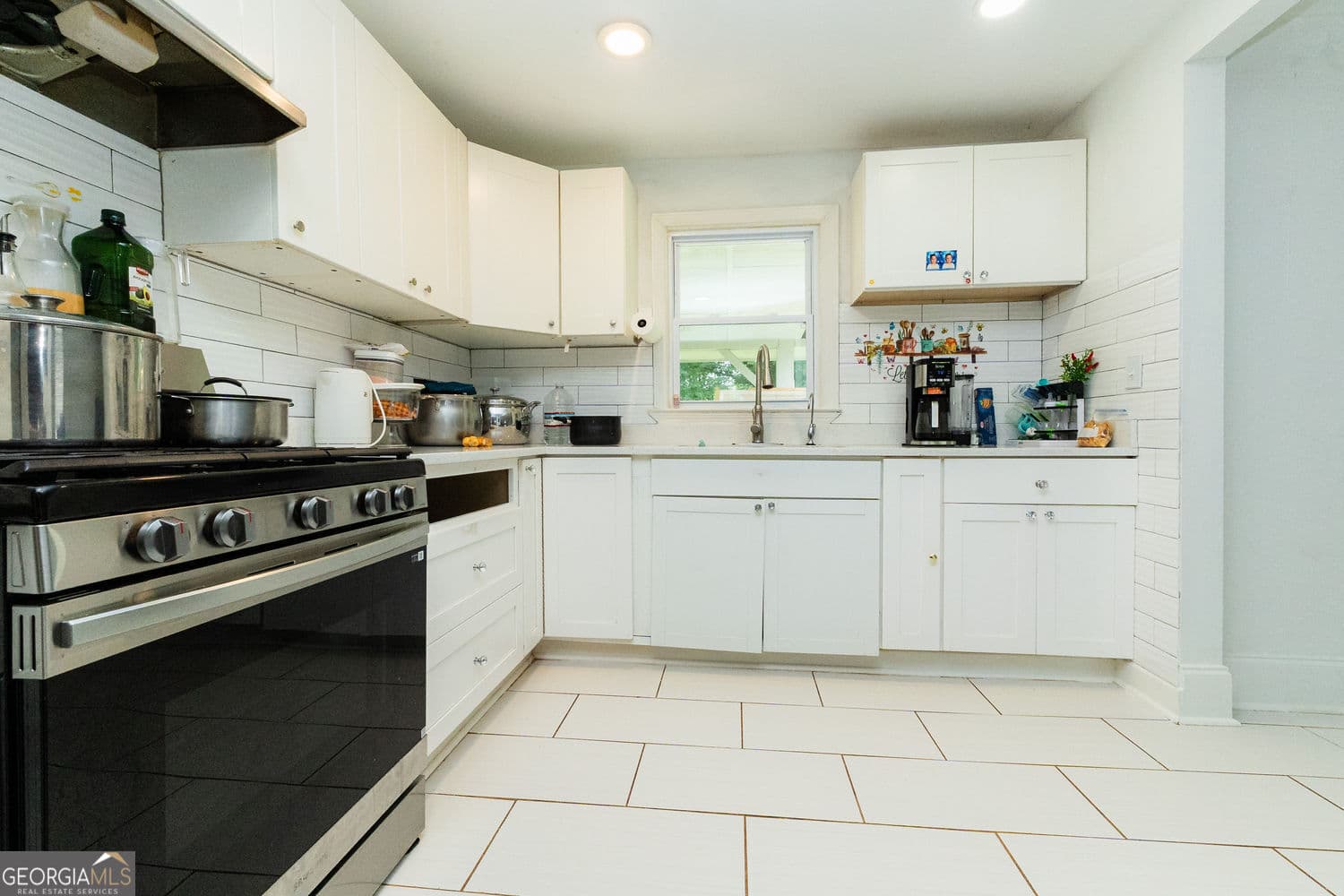 3 bedroom, 1 bathroom, 1,649 sq ft single family residence for sale at 363 Harmony Grove Road, Lilburn, GA 30047 — photo 10