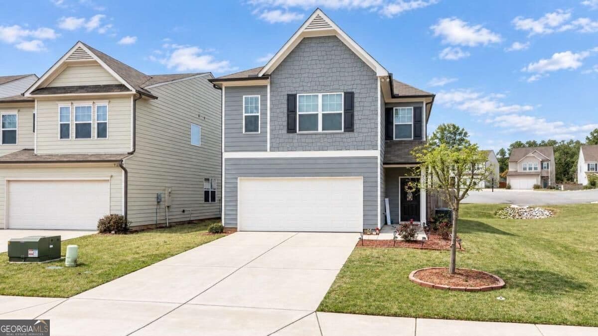 3 bedroom, 2.5 bathroom, 1,500 sq ft single family residence for sale at 5004 Fawnwood Drive, Gainesville, GA 30504 — photo 2