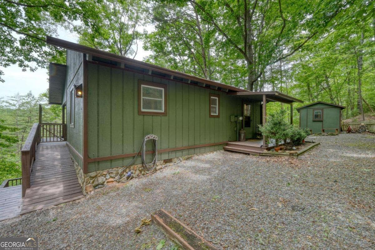 2 bedroom, 2 bathroom cabin,single family residence for sale at 664 High Ridge Road, Murphy, NC 28906 — photo 3