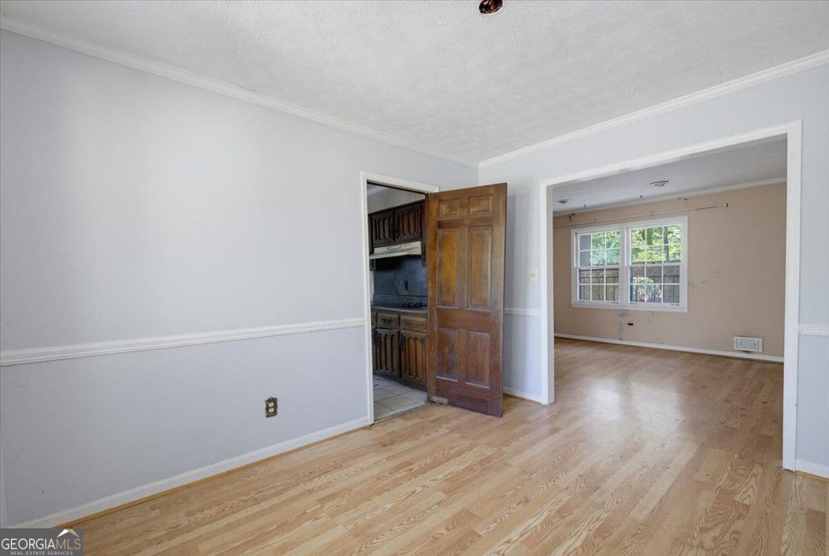 3 bedroom, 2 bathroom, 1,645 sq ft single family residence for sale at 3594 Ale Circle, East Point, GA 30344 — photo 10