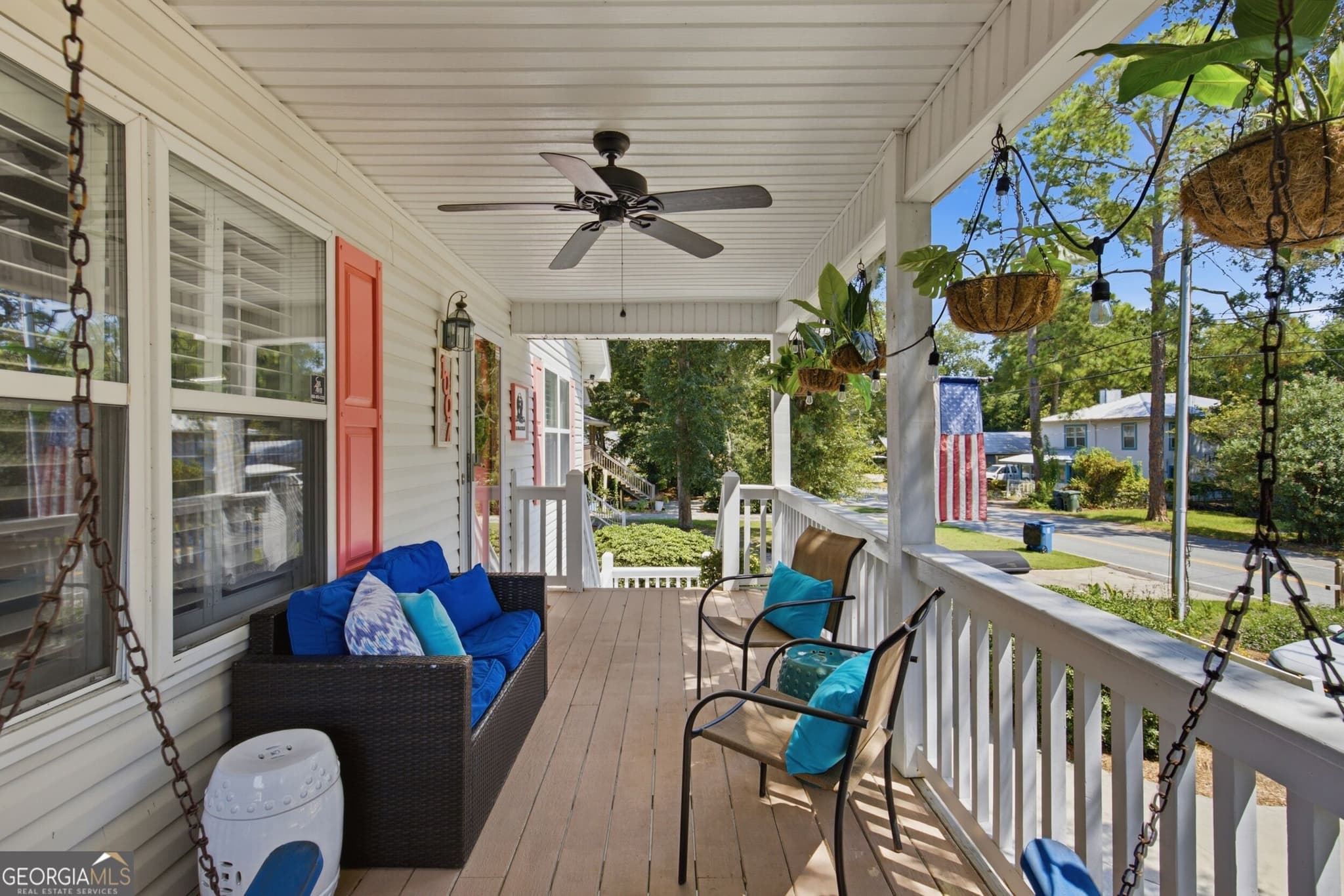 5 bedroom, 3 bathroom, 3,154 sq ft single family residence for sale at 1007 Mallery Street, St. Simons, GA 31522 — photo 7