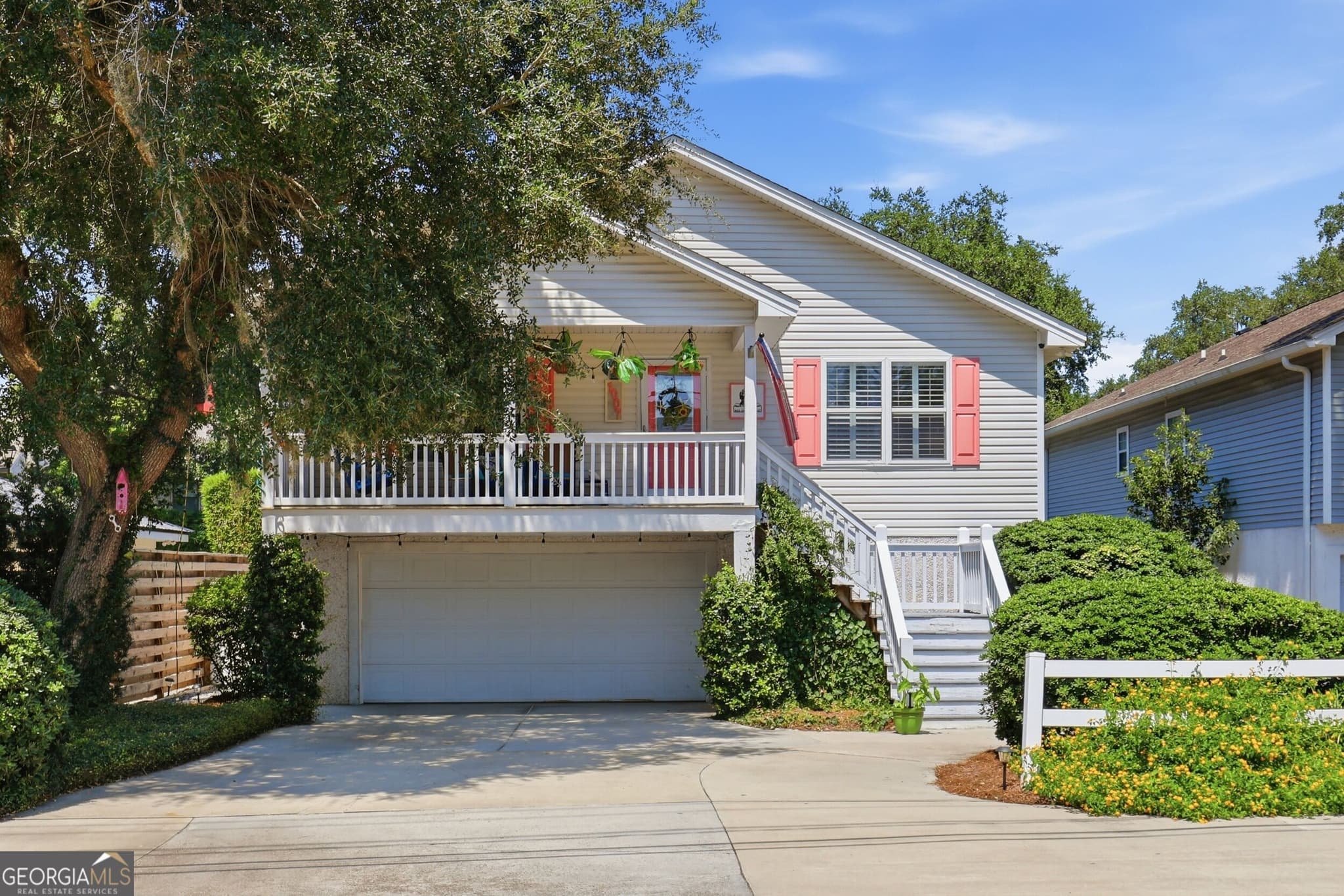 5 bedroom, 3 bathroom, 3,154 sq ft single family residence for sale at 1007 Mallery Street, St. Simons, GA 31522