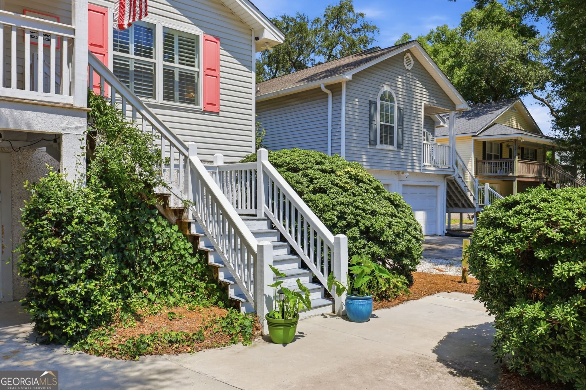 5 bedroom, 3 bathroom, 3,154 sq ft single family residence for sale at 1007 Mallery Street, St. Simons, GA 31522 — photo 5