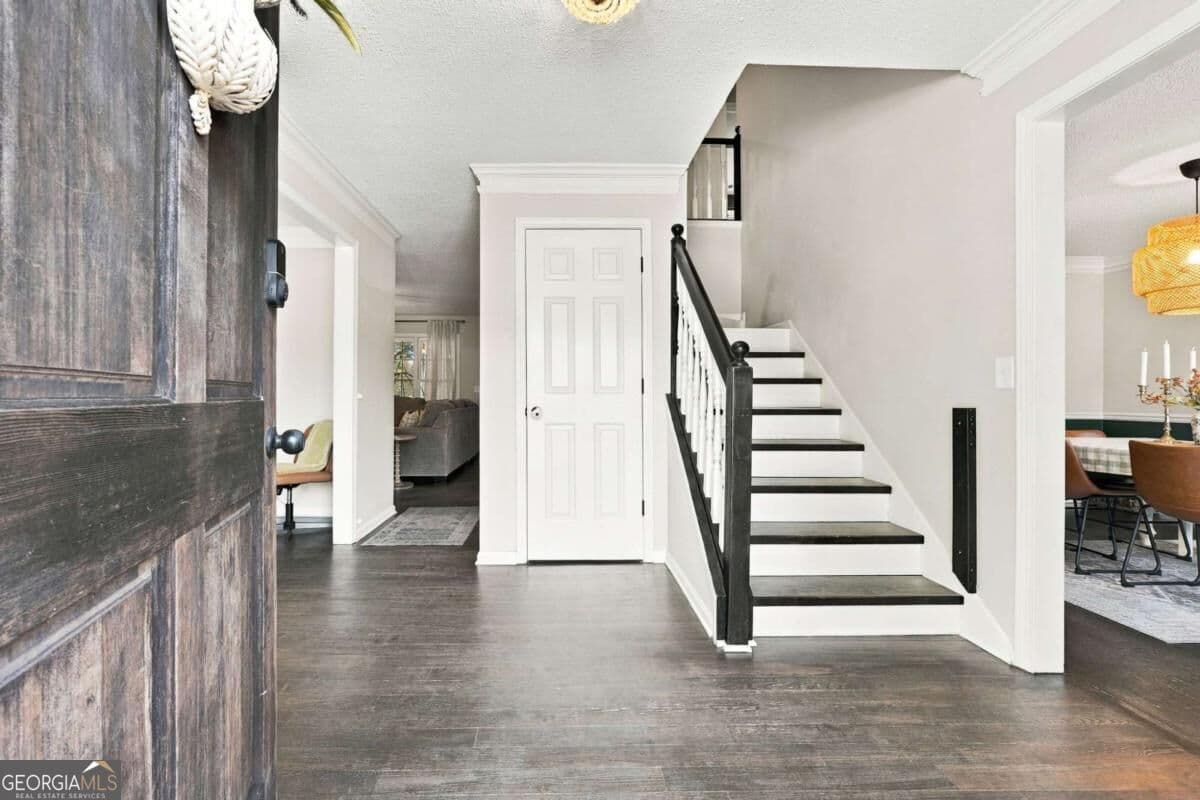 5 bedroom, 2.5 bathroom single family residence for sale at 193 Preston Place, Dallas, GA 30157 — photo 4