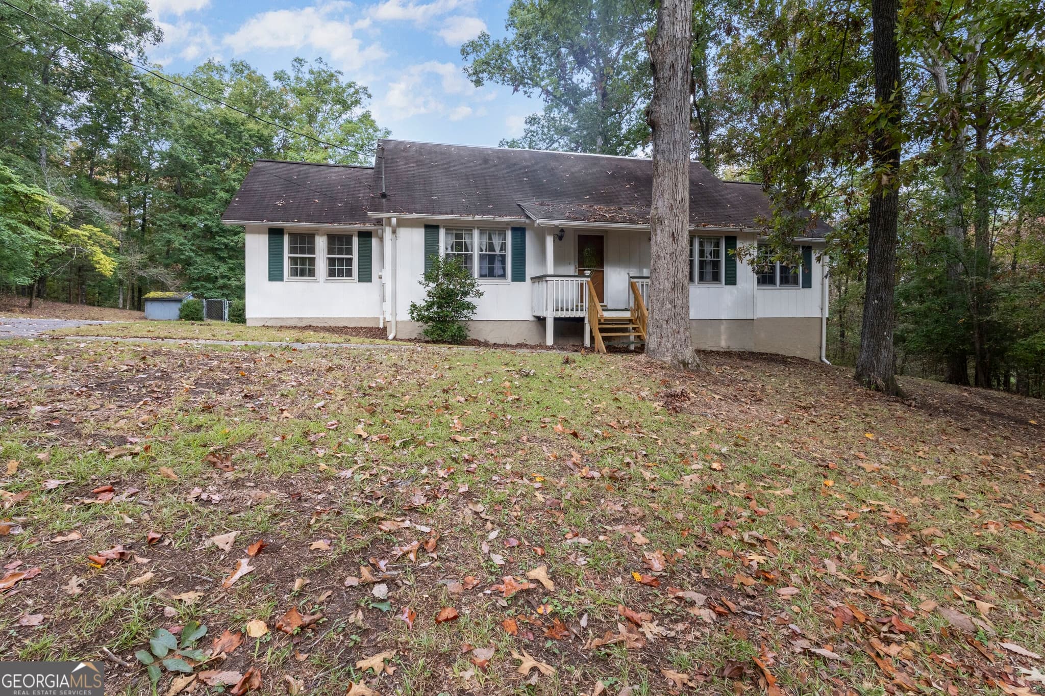 4 bedroom, 4 bathroom, 2,304 sq ft single family residence for sale at 82 Walton Way, Juliette, GA 31046 — photo 2