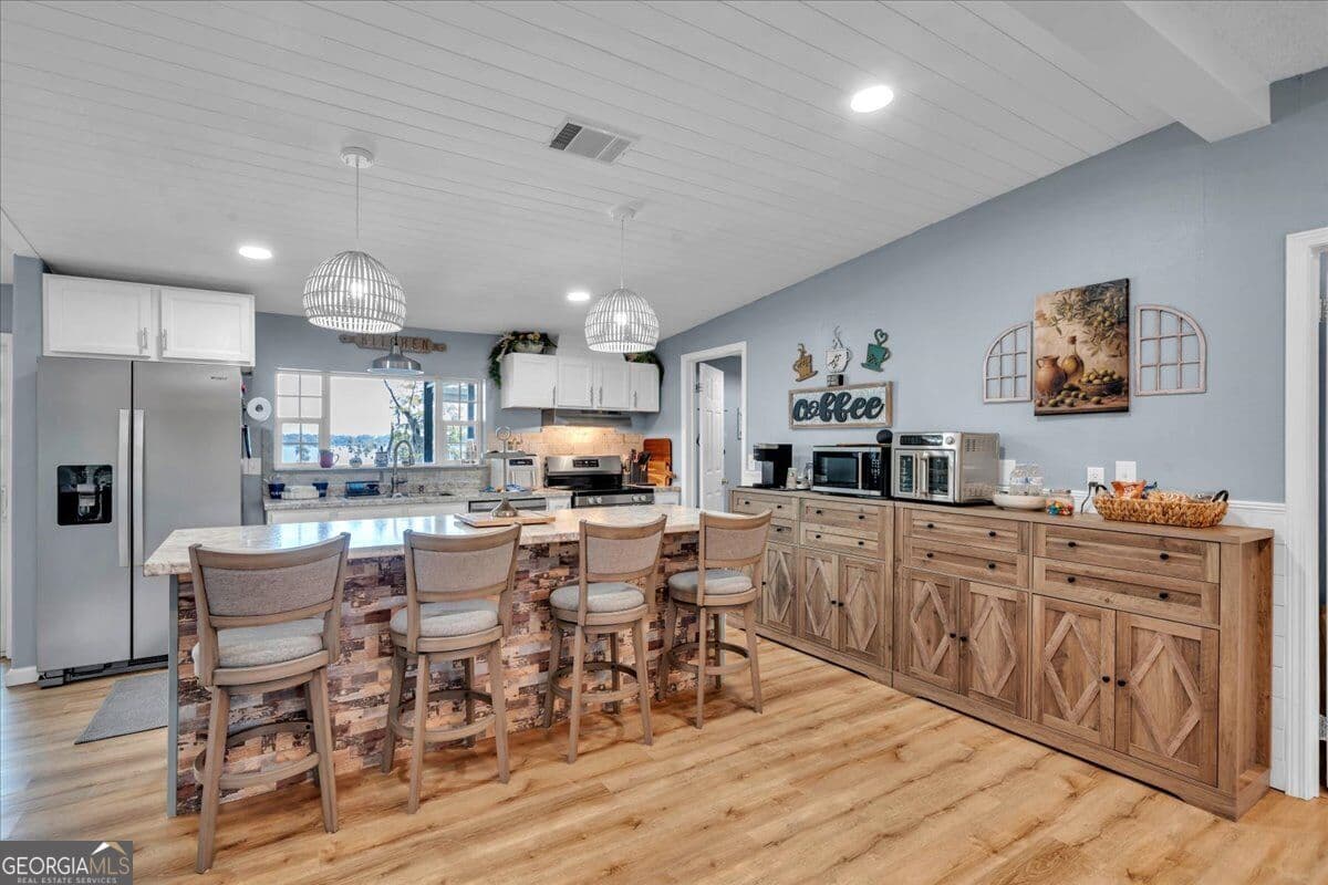 3 bedroom, 3 bathroom, 2,400 sq ft manufactured home,single family residence for sale at 121 W Entrekin Road, Cobb, GA 31735 — photo 6