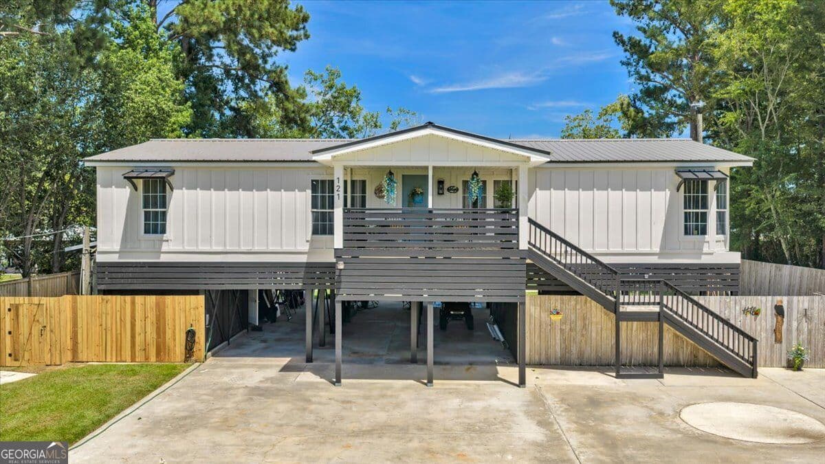 3 bedroom, 3 bathroom, 2,400 sq ft manufactured home,single family residence for sale at 121 W Entrekin Road, Cobb, GA 31735 — photo 3