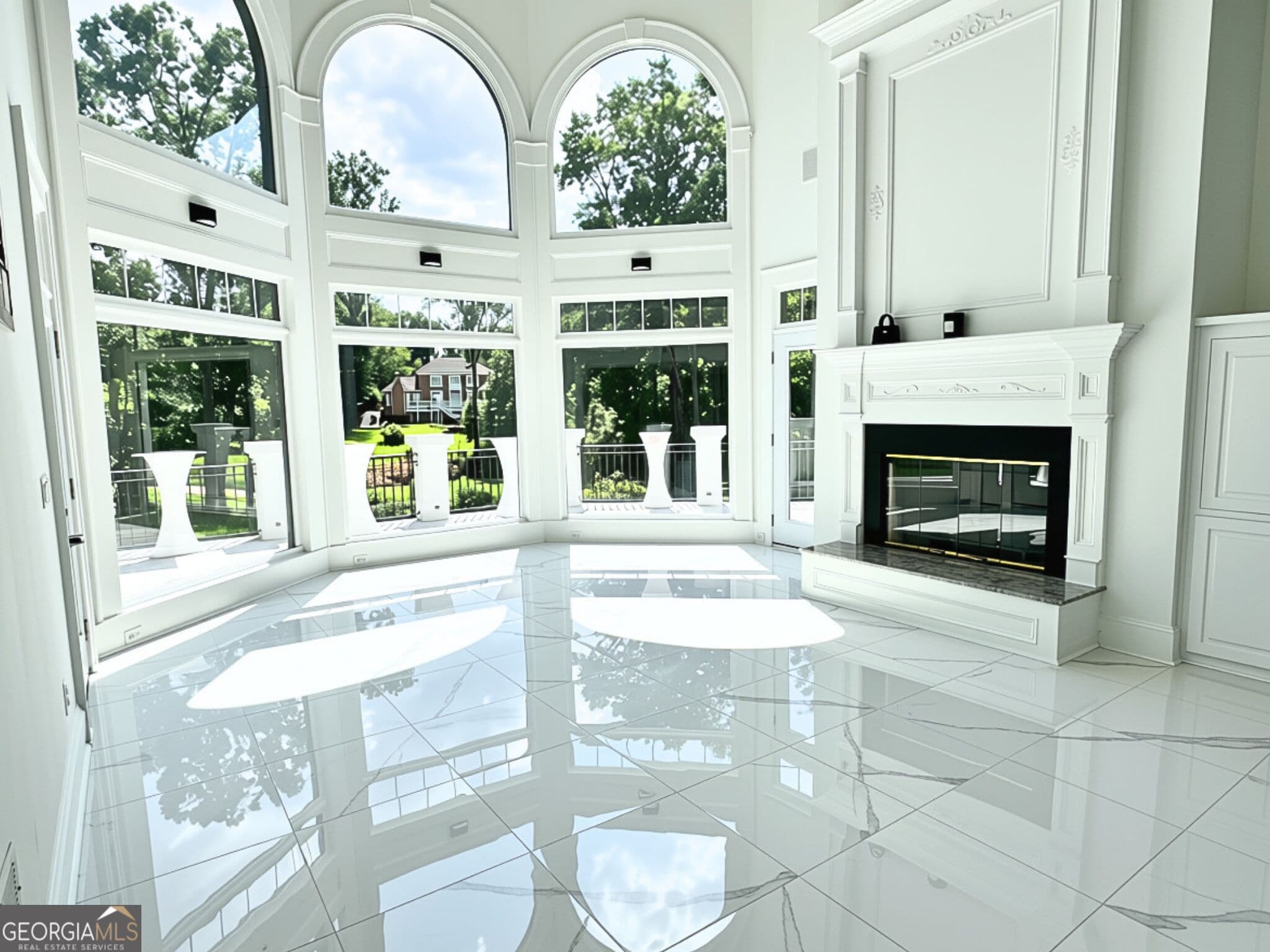 6 bedroom, 5 bathroom, 7,860 sq ft single family residence for sale at 302 Shadow Glen, Mcdonough, GA 30253 — photo 4