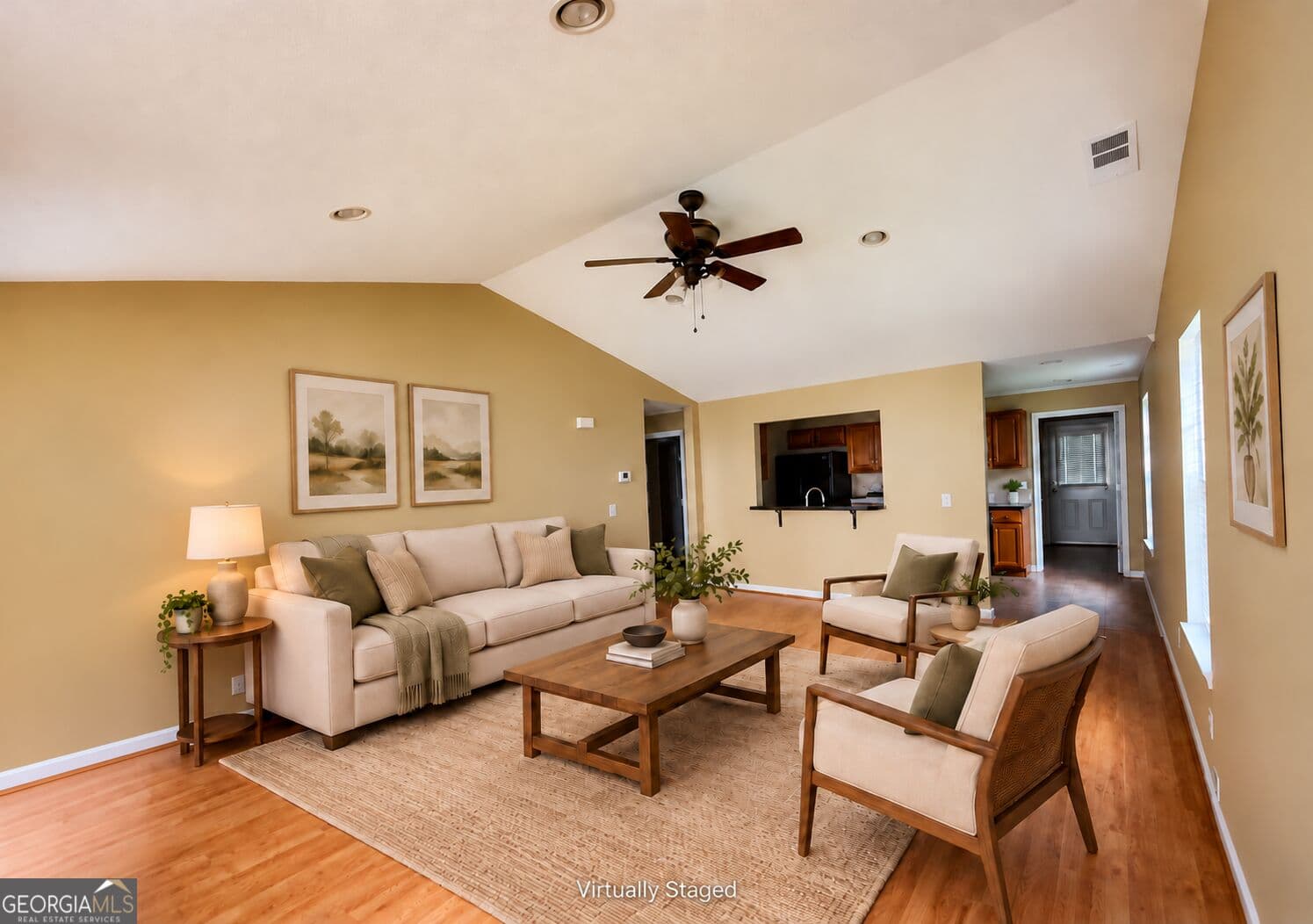 2 bedroom, 2 bathroom, 1,200 sq ft townhouse for sale at 153 Crest Pointe, Bremen, GA 30110 — photo 2