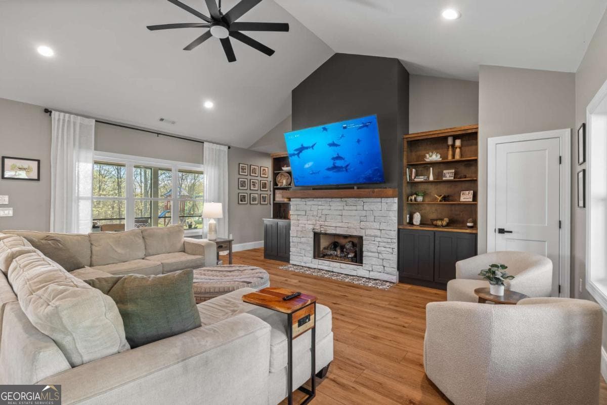 5 bedroom, 3.5 bathroom, 2,770 sq ft single family residence for sale at 47 Meadow Brooke Court 29, Young Harris, GA 30582 — photo 9