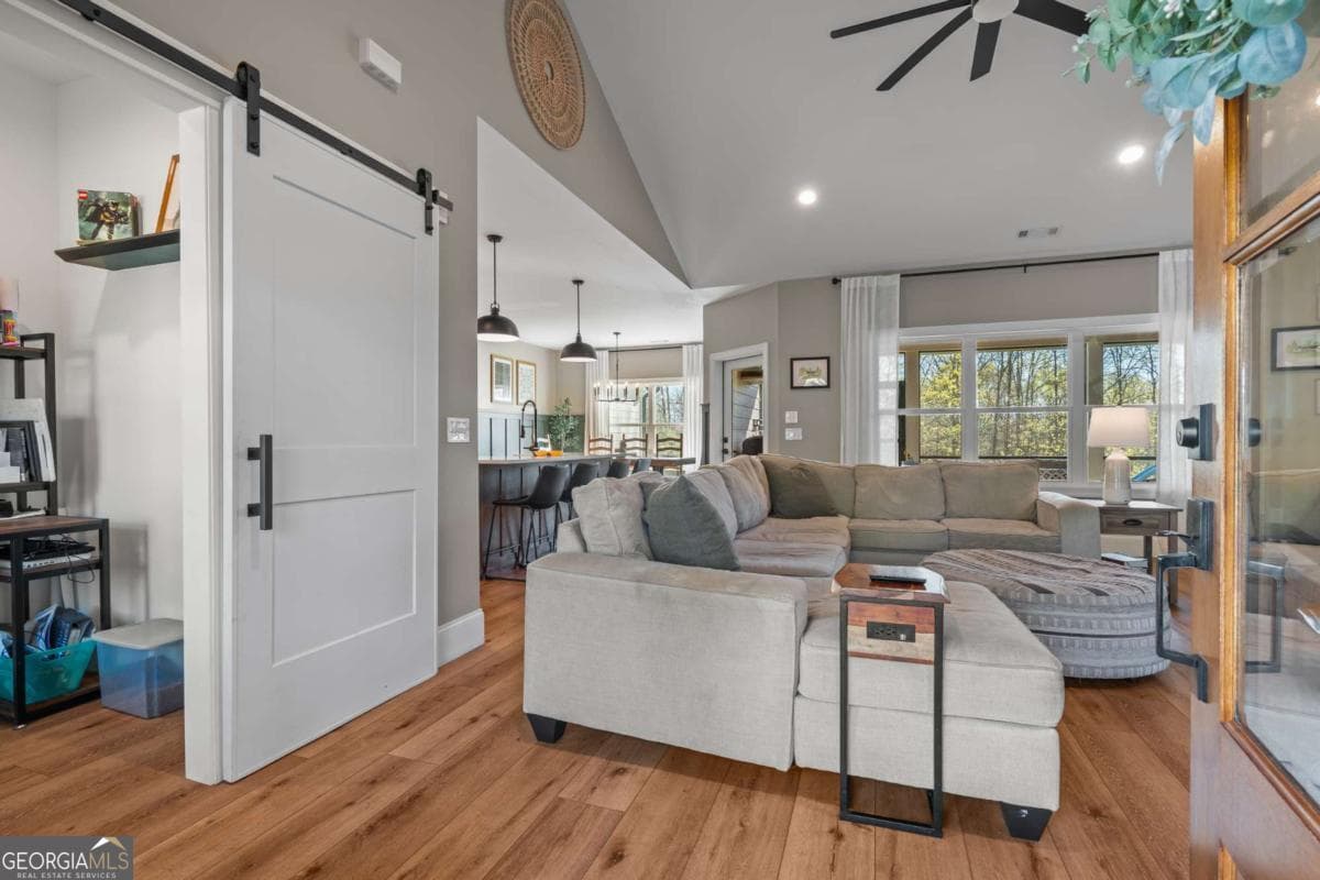 5 bedroom, 3.5 bathroom, 2,770 sq ft single family residence for sale at 47 Meadow Brooke Court 29, Young Harris, GA 30582 — photo 8