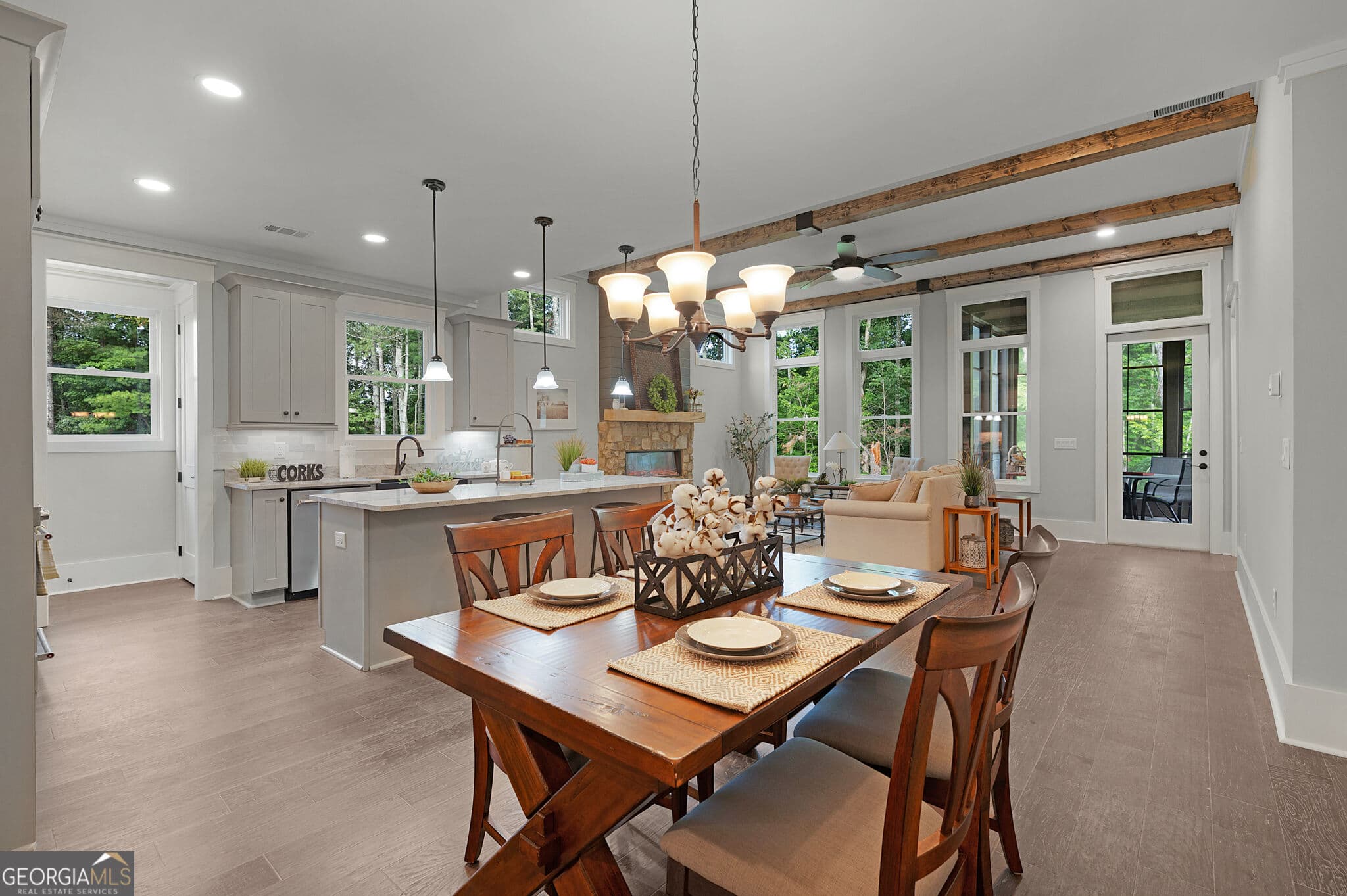 3 bedroom, 3 bathroom, 2,368 sq ft townhouse for sale at 54 Villa Vista 7, Jasper, GA 30143 — photo 9