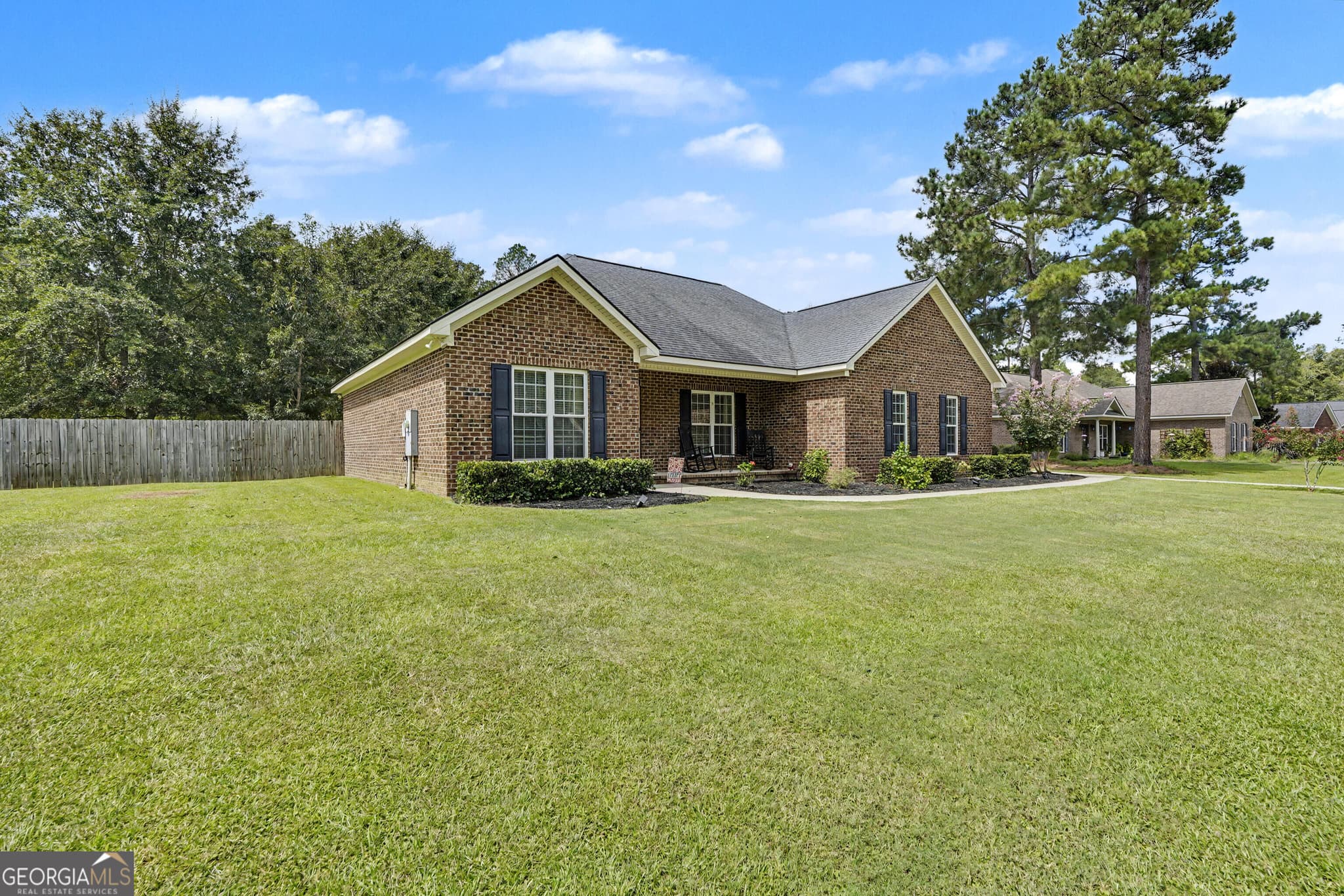 3 bedroom, 2 bathroom, 1,780 sq ft single family residence for sale at 123 Sweet Briar Trail, Statesboro, GA 30461 — photo 3