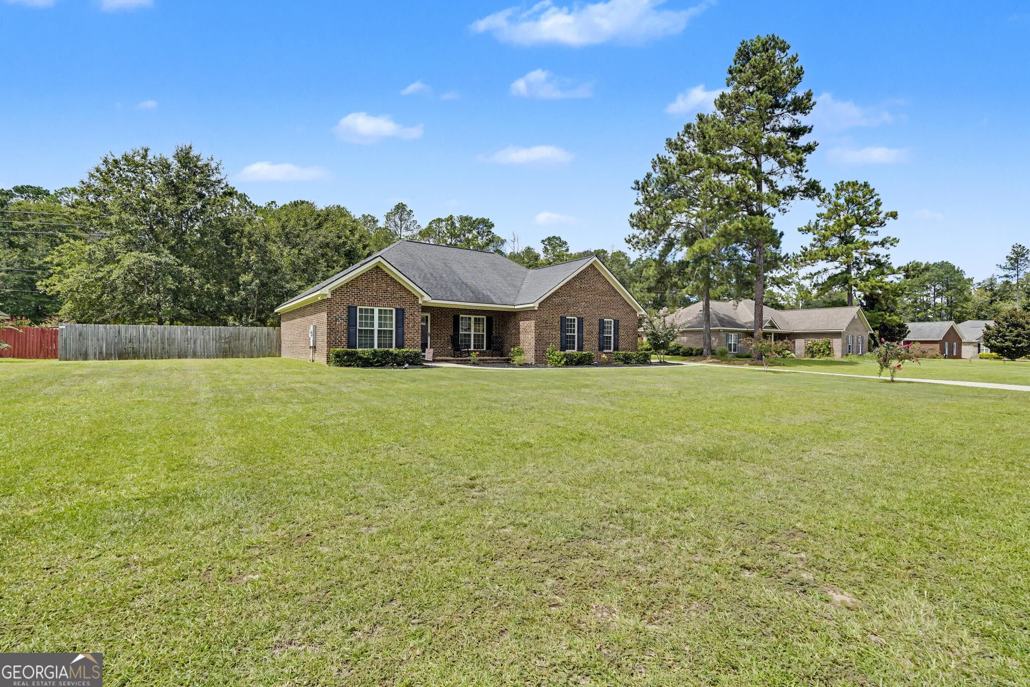 3 bedroom, 2 bathroom, 1,780 sq ft single family residence for sale at 123 Sweet Briar Trail, Statesboro, GA 30461 — photo 4