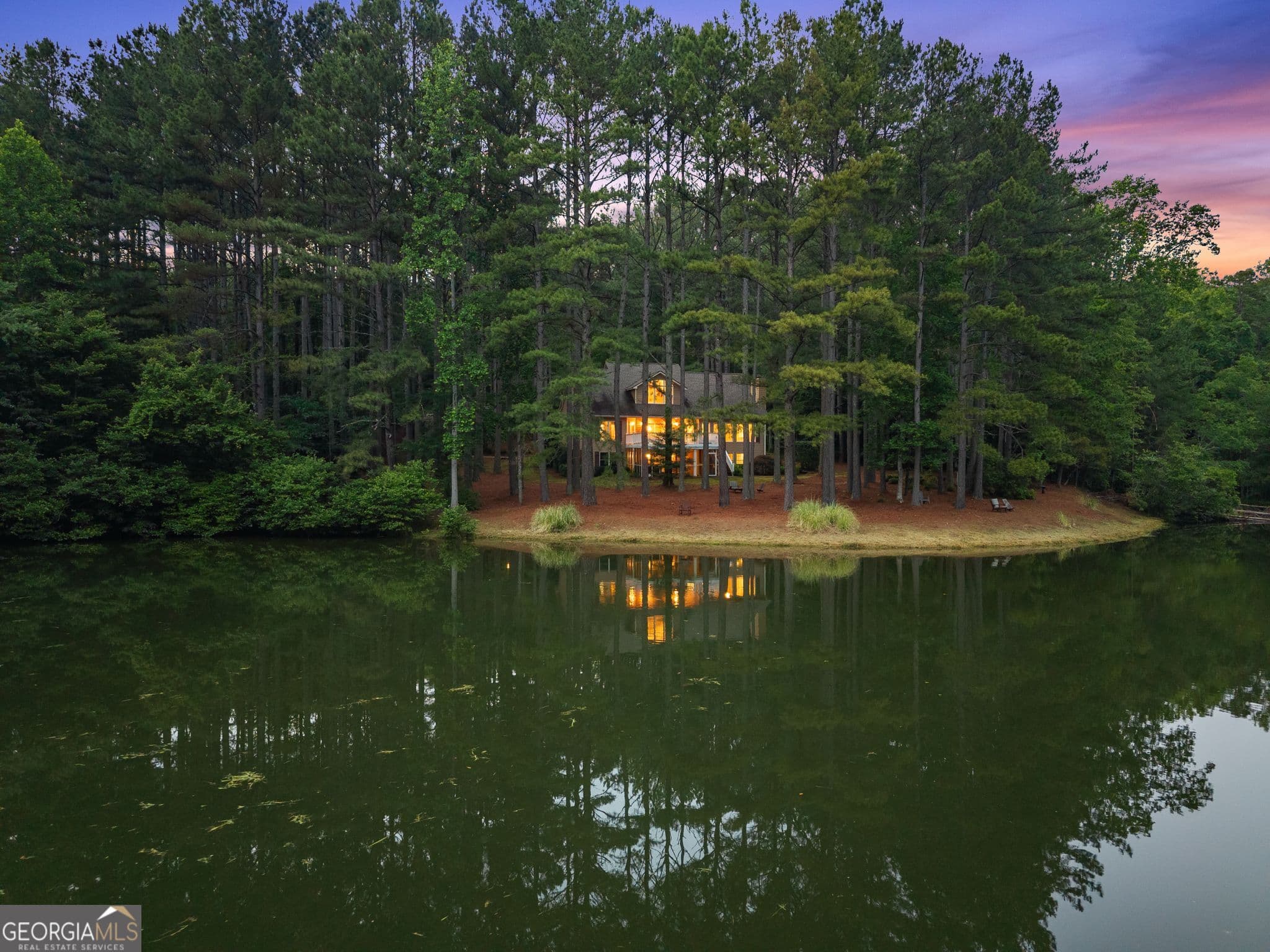 4 bedroom, 3.5 bathroom, 4,125 sq ft single family residence sold at 404 Golden Delicious Road, Clarkesville, GA 30523
