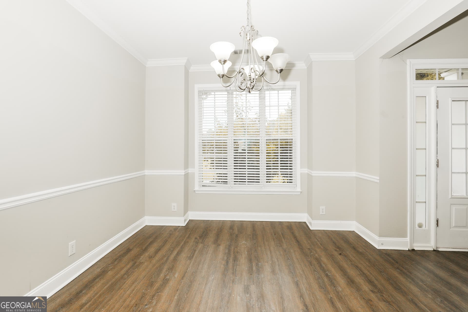 4 bedroom, 3 bathroom, 2,802 sq ft single family residence for sale at 140 King Richard Drive, Griffin, GA 30223 — photo 5