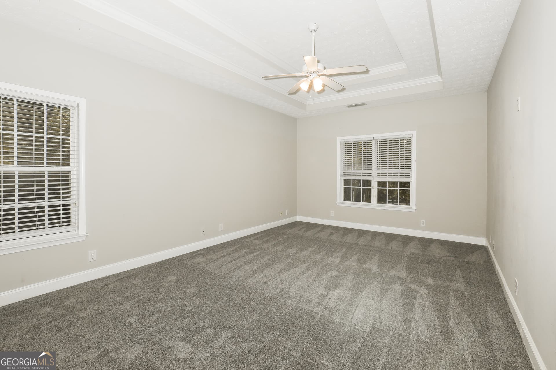 4 bedroom, 3 bathroom, 2,802 sq ft single family residence for sale at 140 King Richard Drive, Griffin, GA 30223 — photo 9