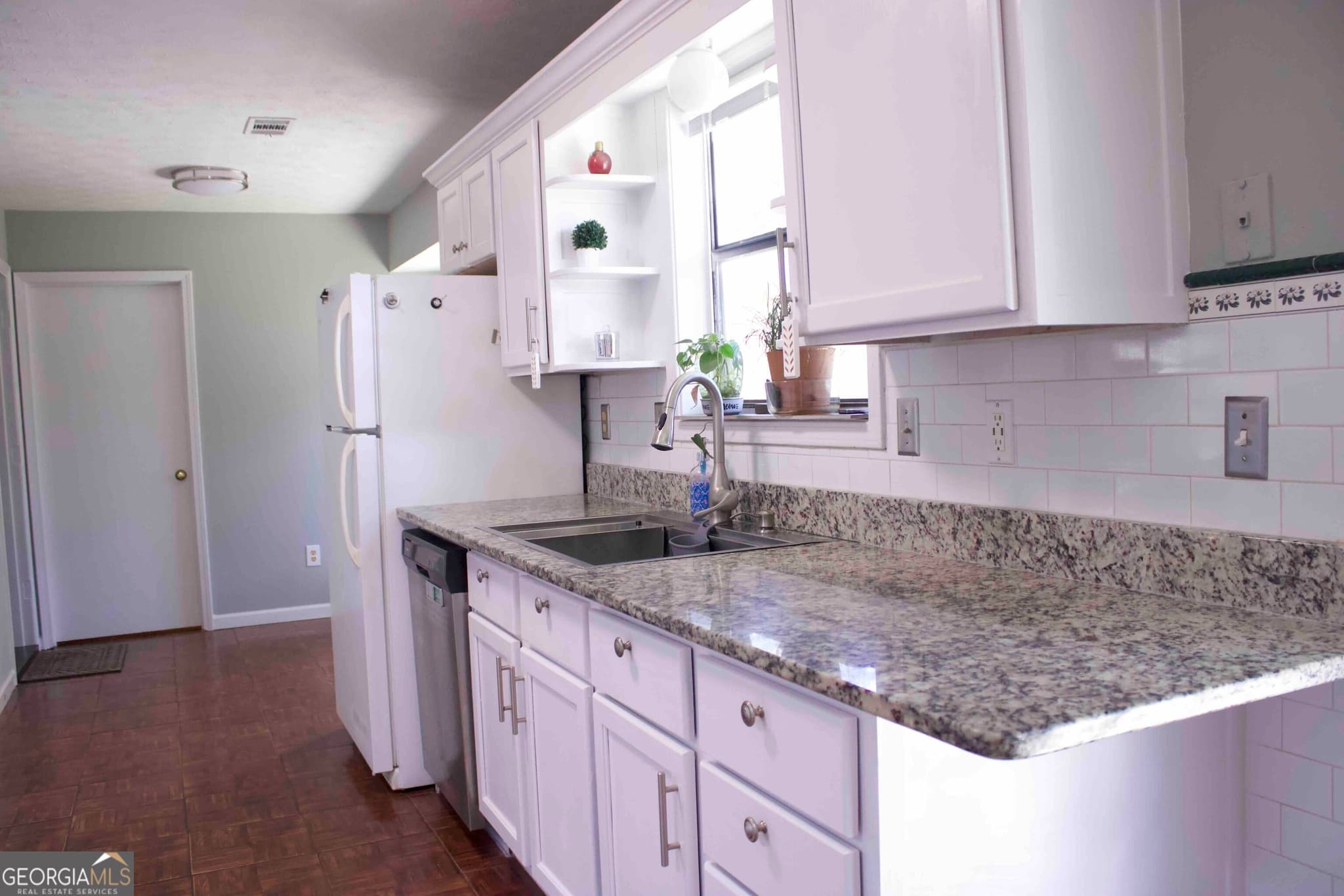 4 bedroom, 2 bathroom, 1,882 sq ft single family residence for sale at 5744 Everglades Lane, Norcross, GA 30071 — photo 9