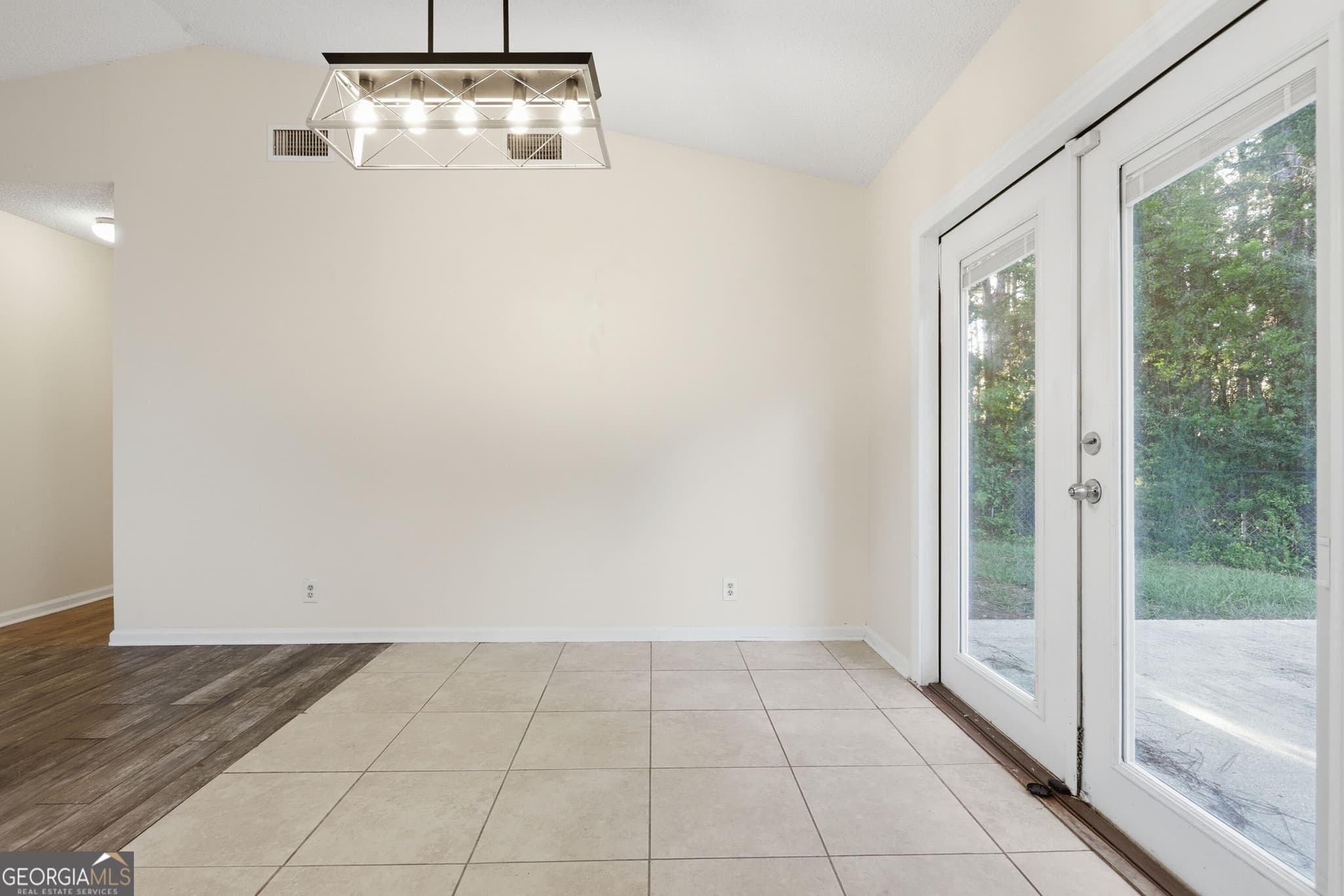 4 bedroom, 2 bathroom, 1,488 sq ft single family residence for sale at 803 Regal Road, St. Marys, GA 31558 — photo 7