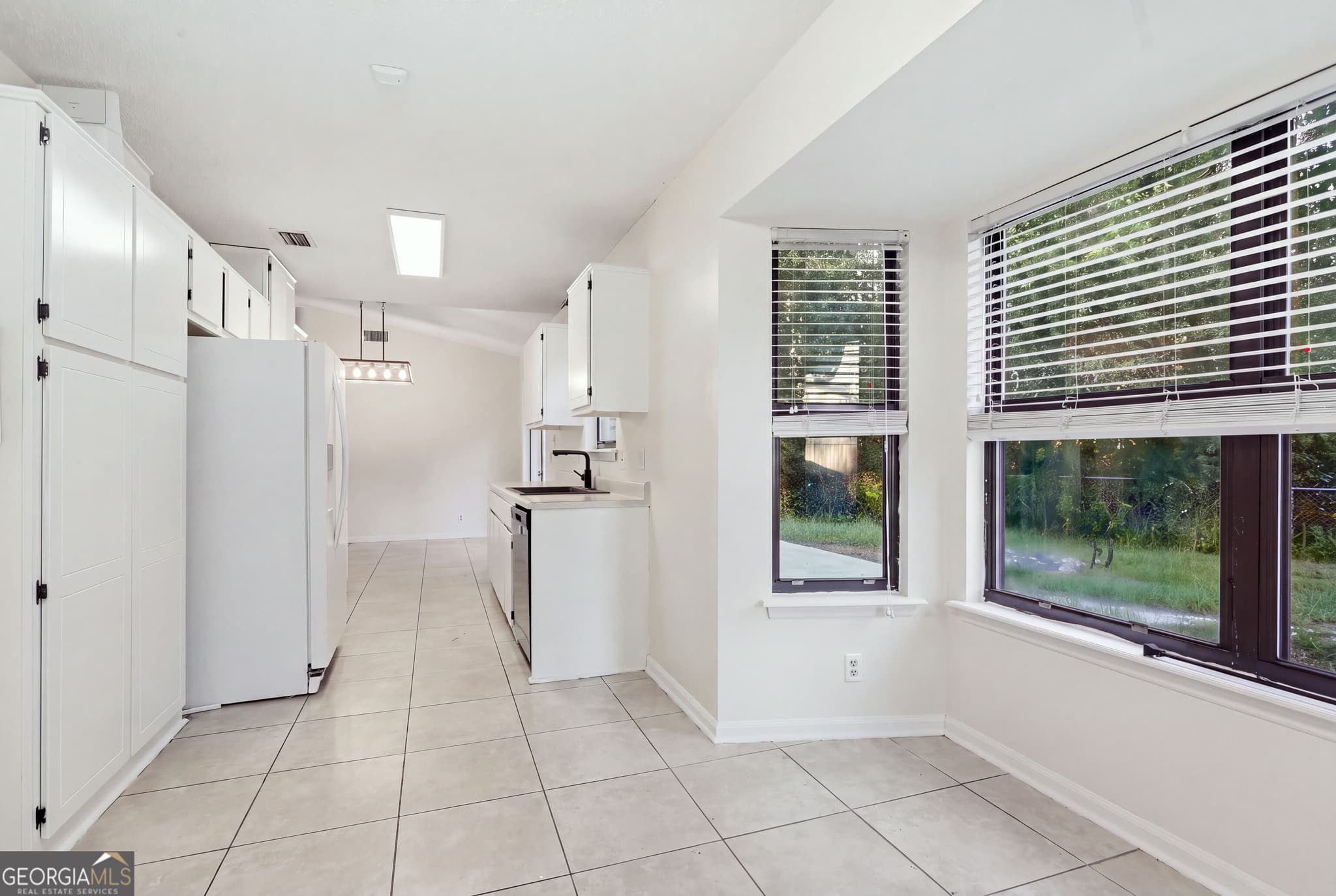 4 bedroom, 2 bathroom, 1,488 sq ft single family residence for sale at 803 Regal Road, St. Marys, GA 31558 — photo 9