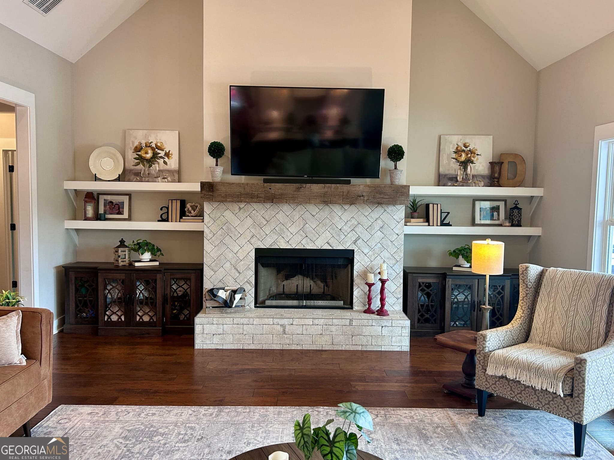 5 bedroom, 3.5 bathroom, 2,876 sq ft single family residence for sale at 1072 Gray Girls Road, Senoia, GA 30276 — photo 8