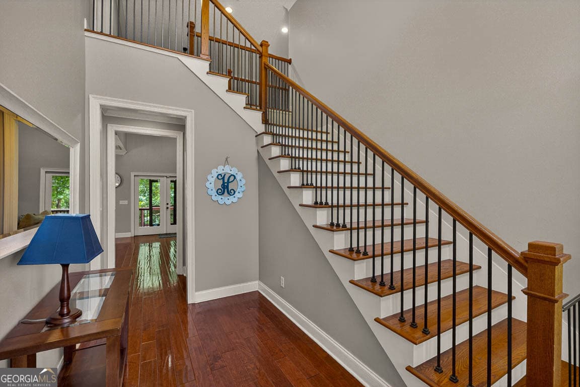 6 bedroom, 5 bathroom, 3,222 sq ft single family residence for sale at 101 Madeira Drive, Brunswick, GA 31523 — photo 6