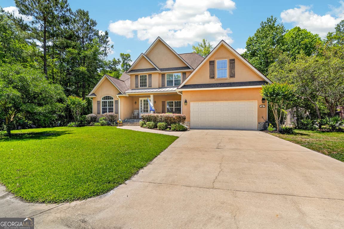 6 bedroom, 5 bathroom, 3,222 sq ft single family residence for sale at 101 Madeira Drive, Brunswick, GA 31523 — photo 3