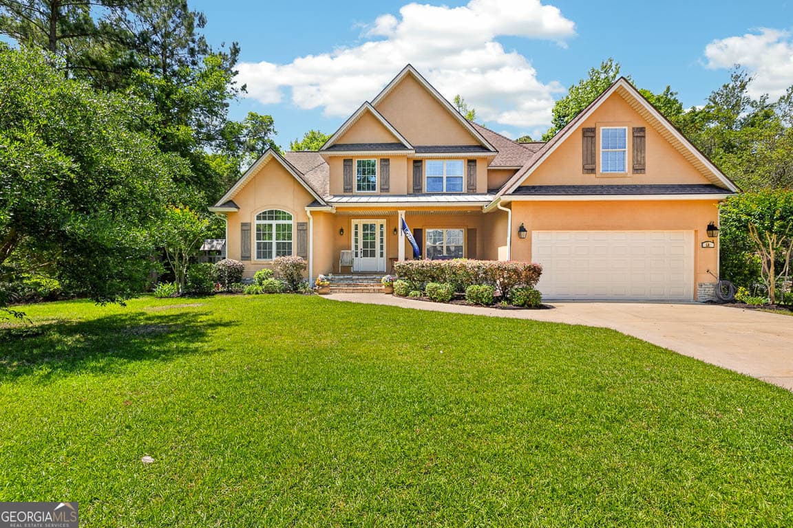 6 bedroom, 5 bathroom, 3,222 sq ft single family residence for sale at 101 Madeira Drive, Brunswick, GA 31523 — photo 1 of 38