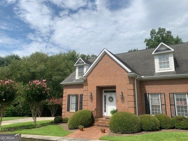 4 bedroom, 3.5 bathroom, 3,797 sq ft condominium for sale at 112 Covington Place, Macon, GA 31210 — photo 1 of 47