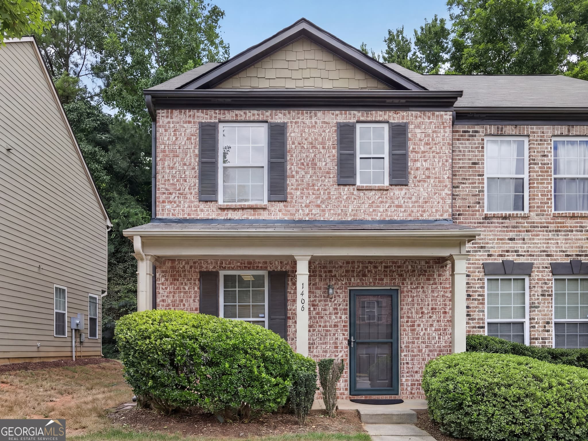 2 bedroom, 2.5 bathroom, 1,370 sq ft townhouse for sale at 1406 Bayrose Circle, East Point, GA 30344 — photo 1 of 36
