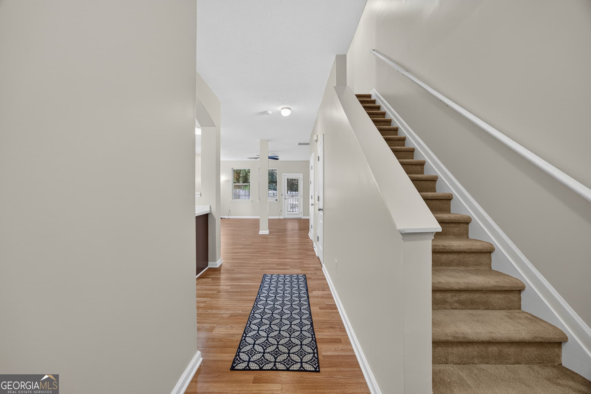 2 bedroom, 2.5 bathroom, 1,370 sq ft townhouse for sale at 1406 Bayrose Circle, East Point, GA 30344 — photo 4