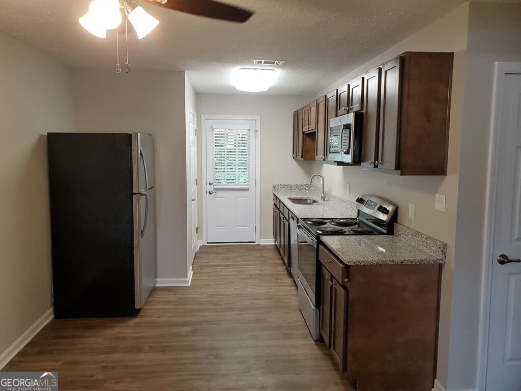 2 bedroom, 2 bathroom apartment for rent at 307 N Church Street D2, Dublin, GA 31021 for $1,075 a month — photo 2