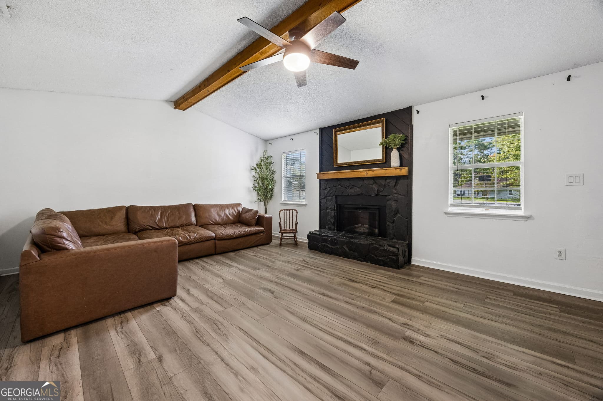 3 bedroom, 2 bathroom, 1,632 sq ft single family residence for sale at 102 Richardson Court, St. Marys, GA 31558 — photo 8