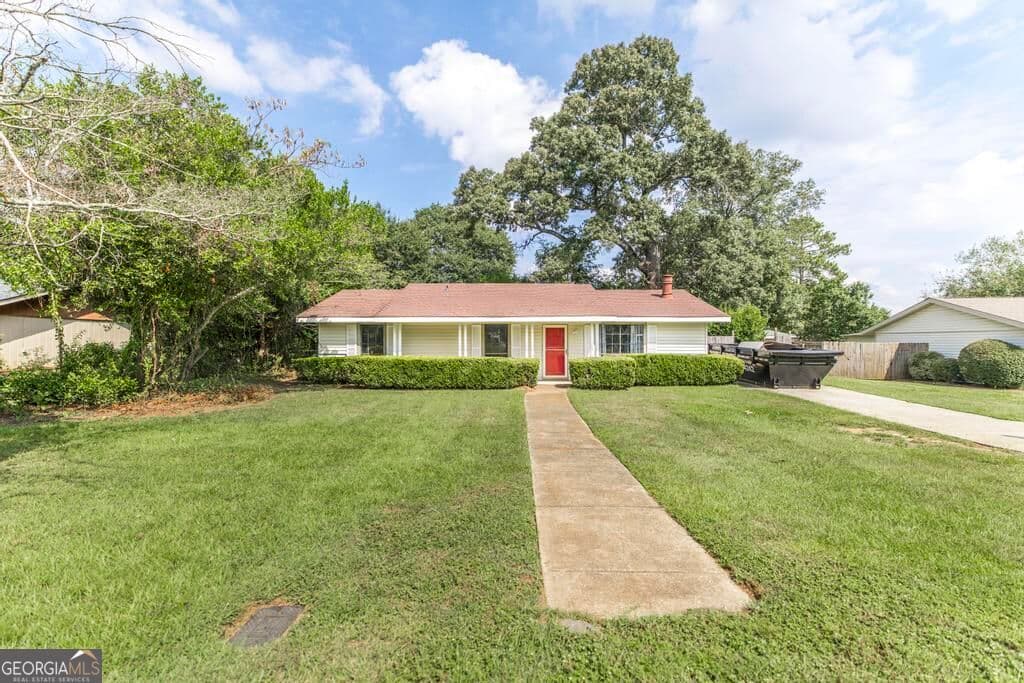 4 bedroom, 1.5 bathroom, 1,276 sq ft single family residence for sale at 507 Feagin Mill Road, Warner Robins, GA 31088 — photo 1 of 31