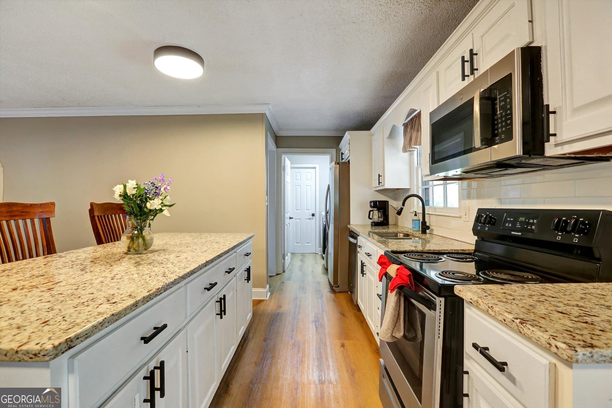 3 bedroom, 2 bathroom, 1,734 sq ft single family residence for sale at 1095 Athens Road, Winterville, GA 30683 — photo 9