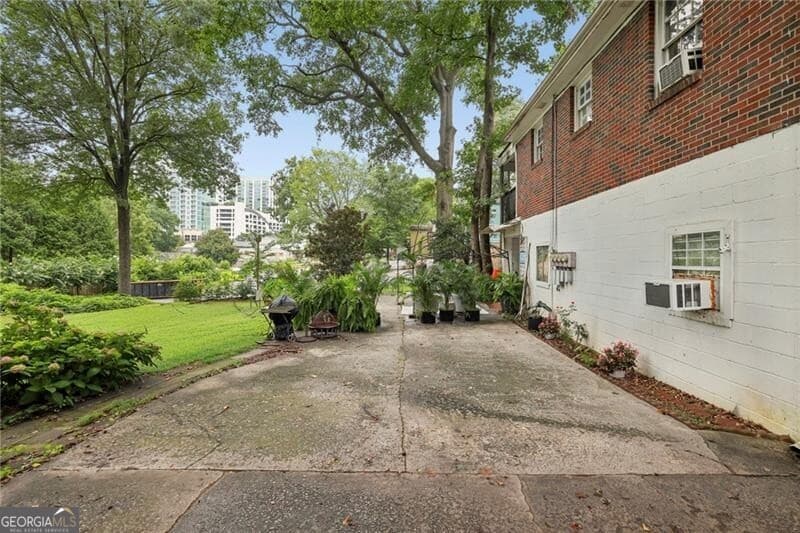 multi family,quadruplex for sale at 2956 Grandview Avenue, Atlanta, GA 30305 — photo 8