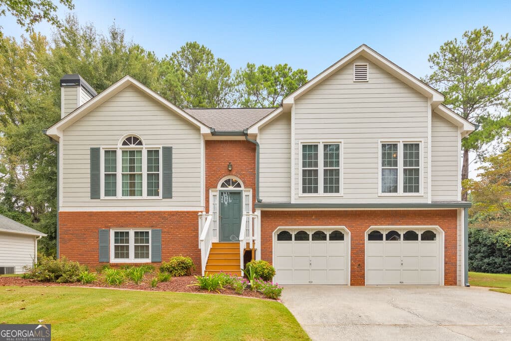4 bedroom, 2.5 bathroom single family residence for sale at 3304 Hillside Drive, Powder Springs, GA 30127 — photo 9