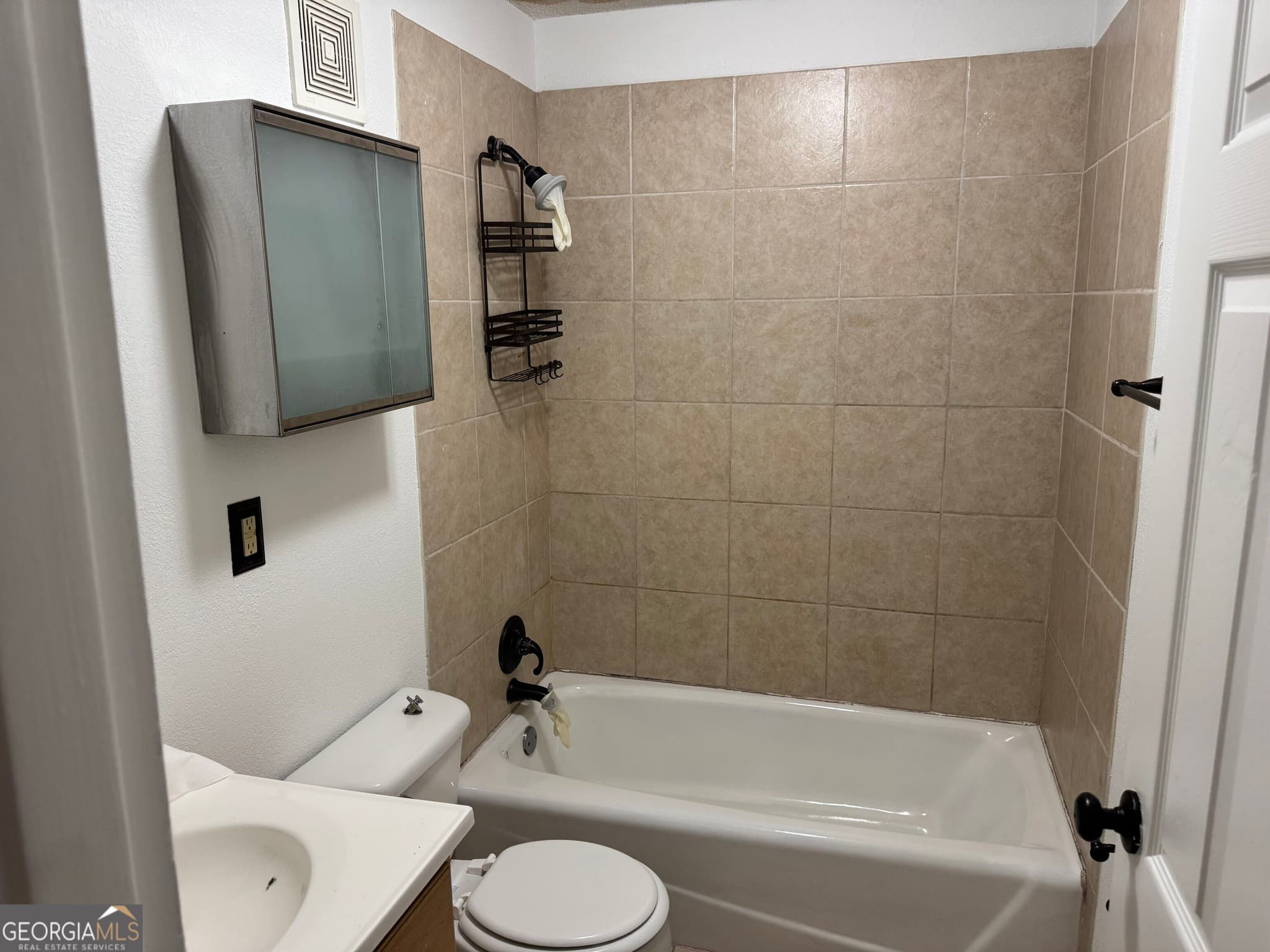 1 bedroom, 1 bathroom, 795 sq ft condominium for rent at 250 Little Street C107, Athens, GA 30605 for $1,200 a month — photo 8
