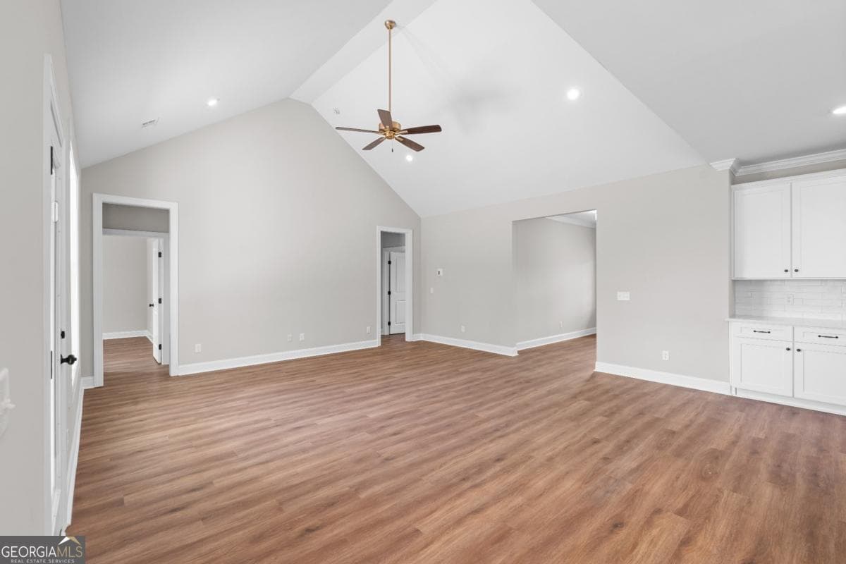 5 bedroom, 5.5 bathroom, 2,920 sq ft single family residence for sale at 9 Honeysuckle Drive, Claxton, GA 30417 — photo 5