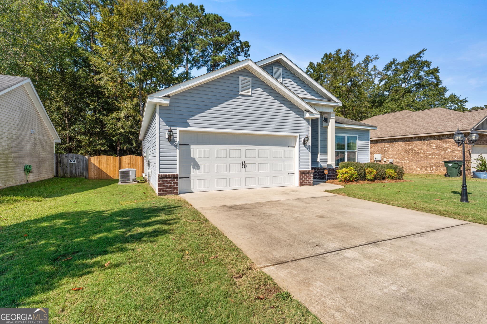 3 bedroom, 2 bathroom, 1,352 sq ft single family residence for sale at 205 Edgarton Way, Bonaire, GA 31005 — photo 2