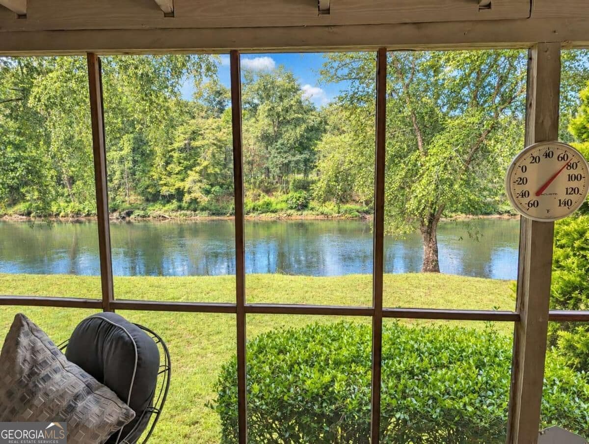 2 bedroom, 2 bathroom, 1,328 sq ft cabin,single family residence for sale at 788 Fish Trap Trail, Mineral Bluff, GA 30559 — photo 9