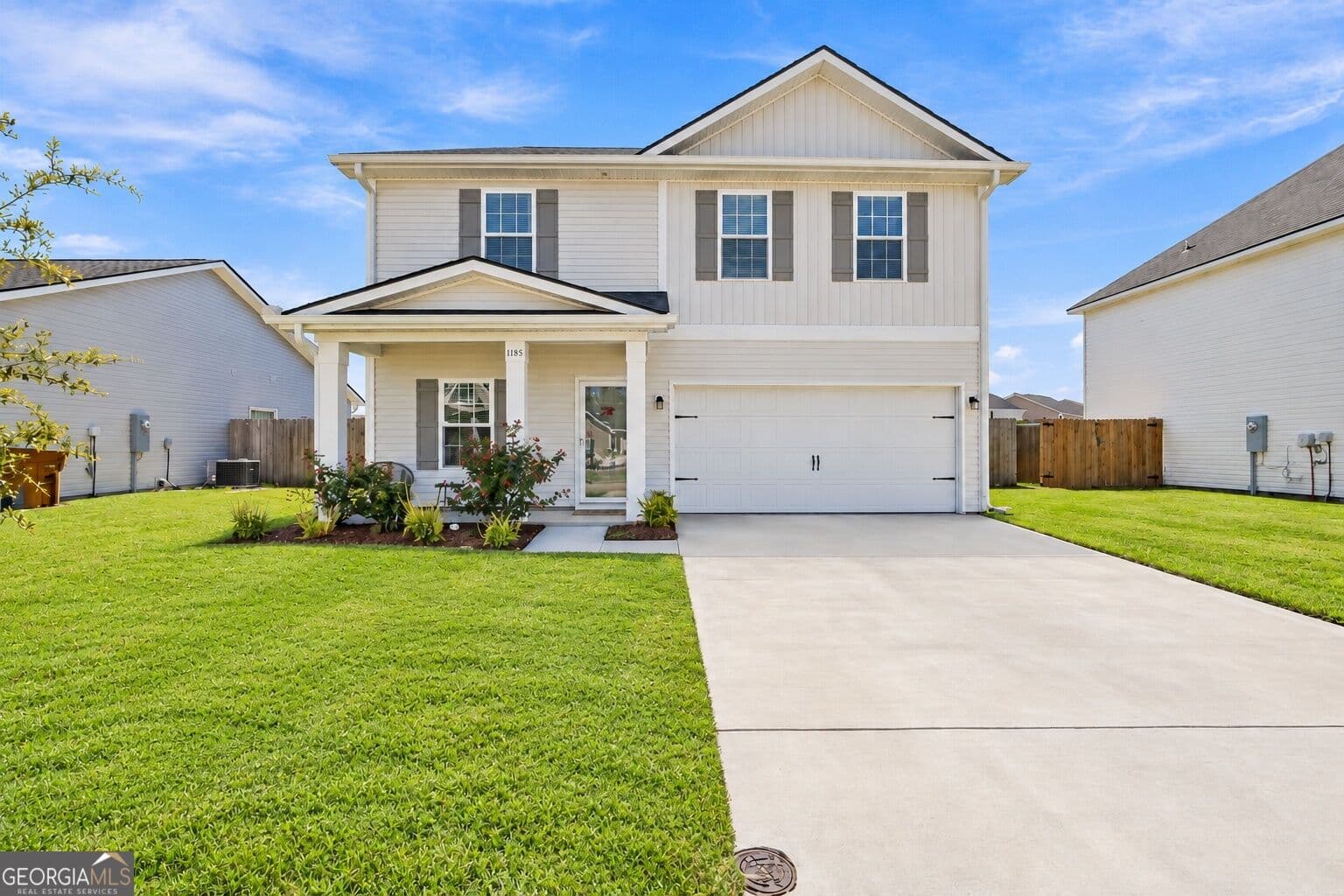 5 bedroom, 3 bathroom, 2,256 sq ft single family residence for sale at 1185 Turpentine Trail, Hinesville, GA 31313