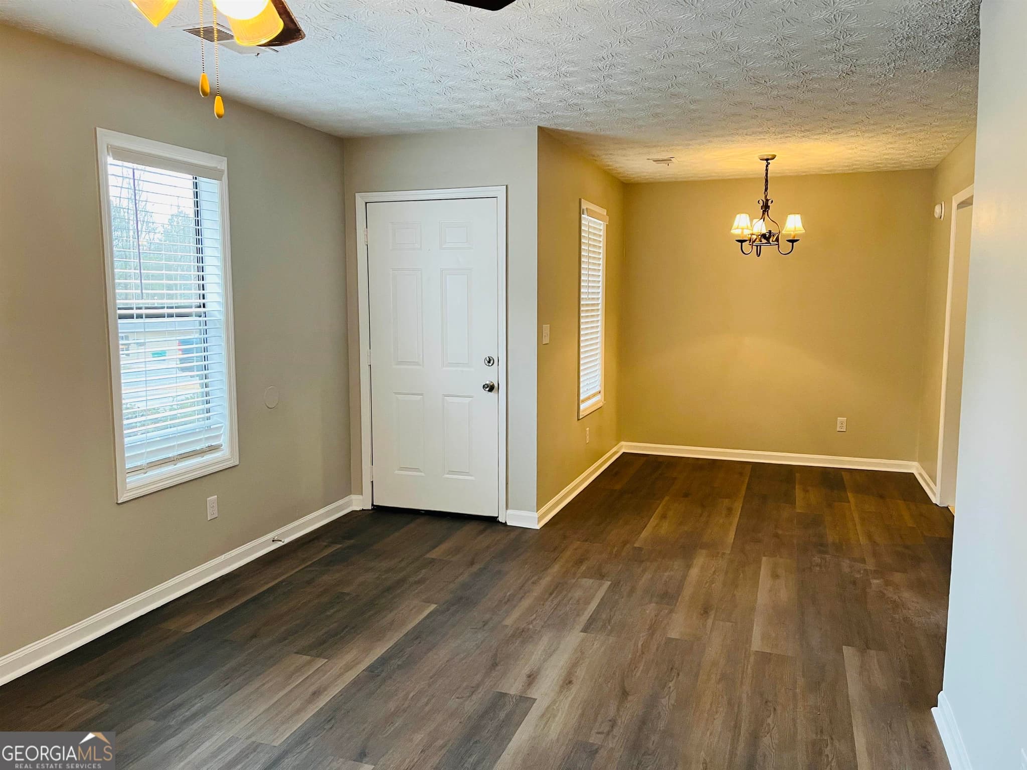 2 bedroom, 1 bathroom, 800 sq ft single family residence for rent at 145 Pine Terrace 155, Palmetto, GA 30268 for $1,295 a month — photo 5