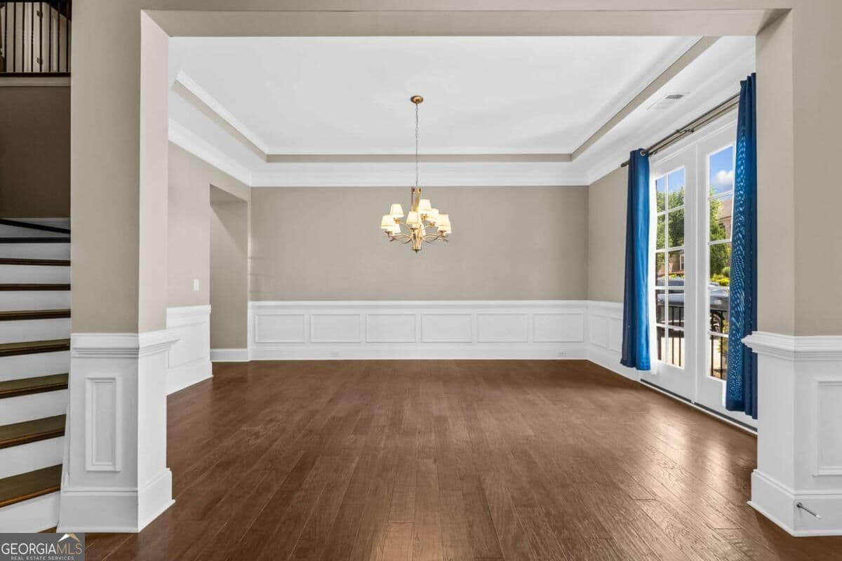 5 bedroom, 4 bathroom, 3,927 sq ft single family residence for sale at 3760 Kentwood Court, Suwanee, GA 30024 — photo 8