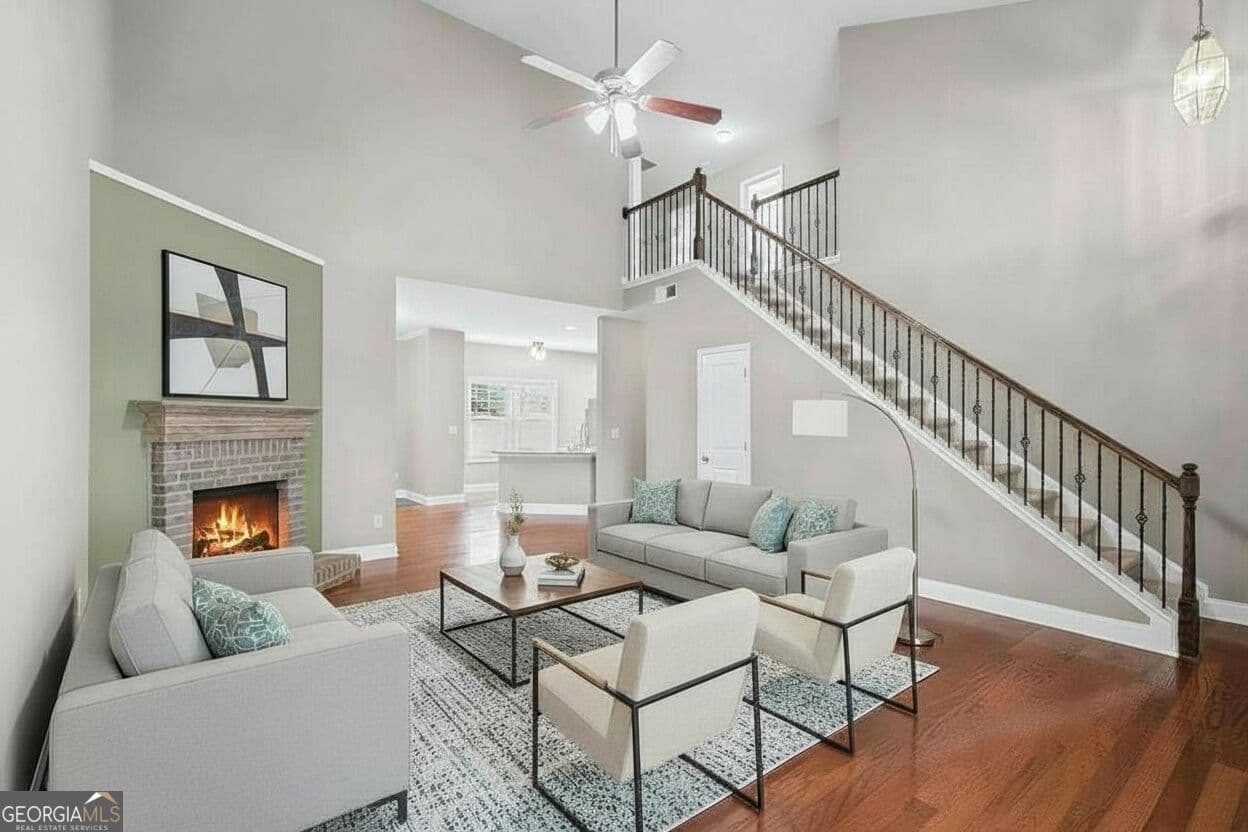 4 bedroom, 2.5 bathroom, 2,321 sq ft single family residence for sale at 11 Spring Folly, Cartersville, GA 30121 — photo 6