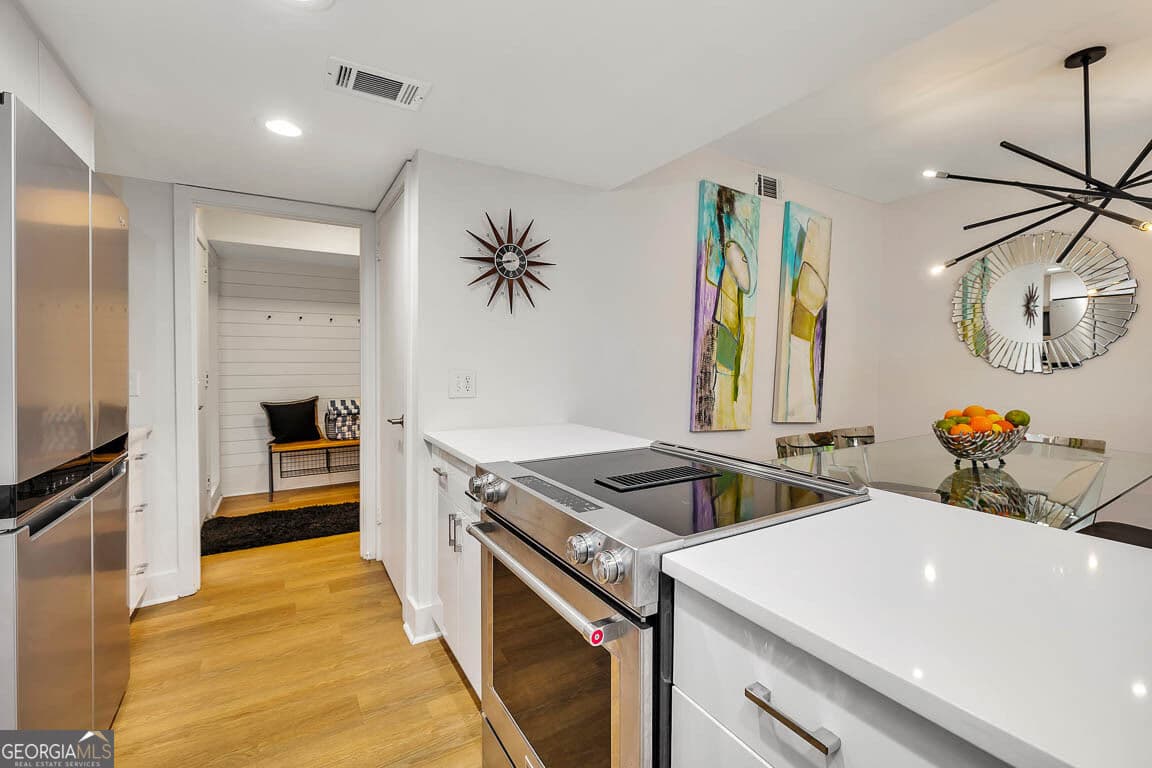 2 bedroom, 2.5 bathroom, 1,558 sq ft townhouse for sale at 413 Fairway Villas Drive, St. Simons, GA 31522 — photo 9