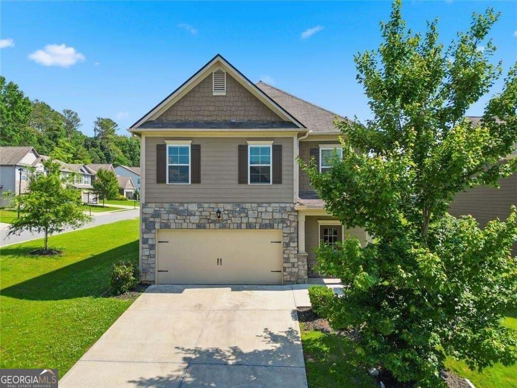 5 bedroom, 3 bathroom, 2,442 sq ft single family residence for sale at 4480 Huron Drive, Cumming, GA 30028 — photo 1 of 39